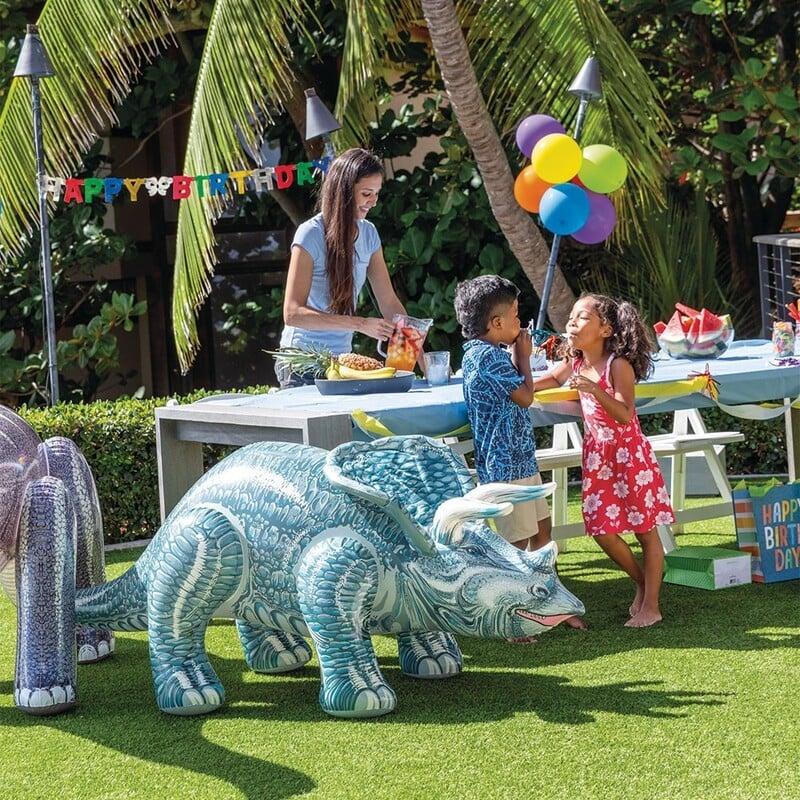 Intex Jurassic Dino Giant Pals Triceratops48594-2